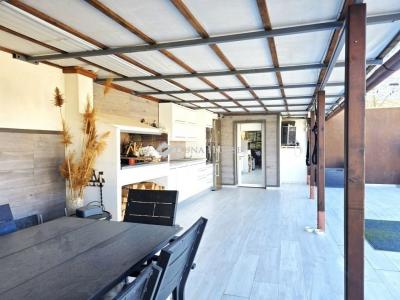 Eladó családi ház Pécs