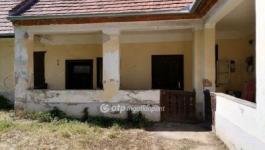 Eladó családi ház Győr