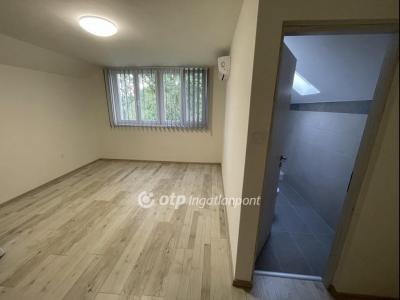 Eladó családi ház Balatonboglár