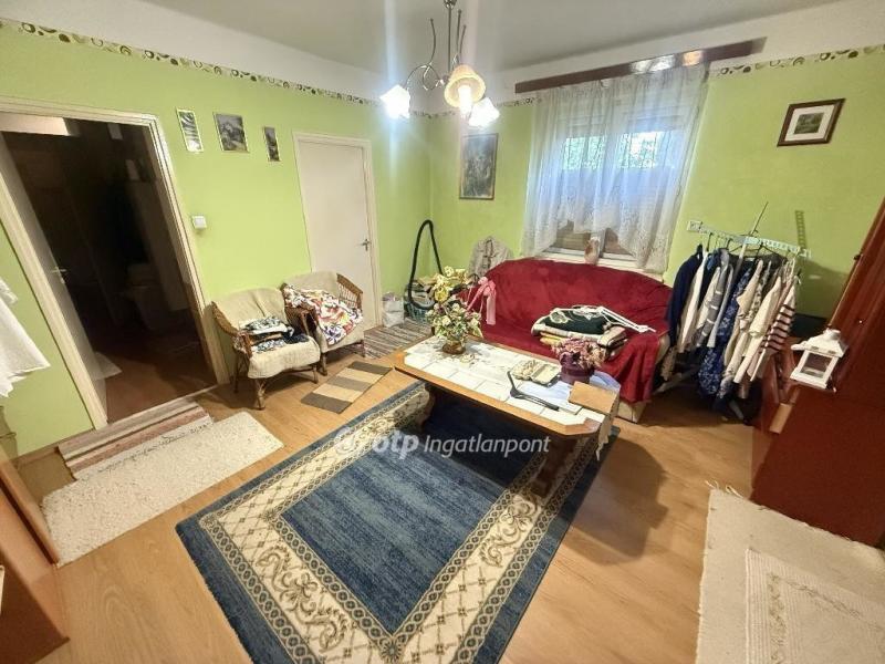 Eladó tanya Tiszakécske