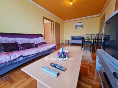 Eladó lakás Hajdúszoboszló