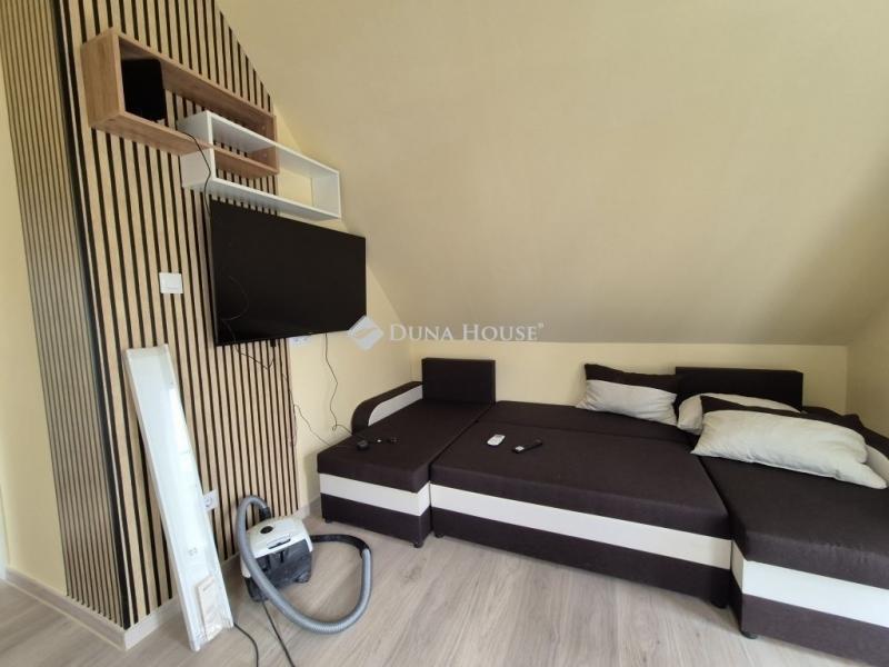 Eladó nyaraló Balatonkenese