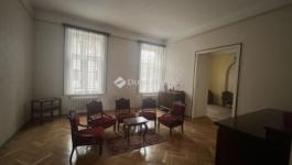 Eladó családi ház Budapest