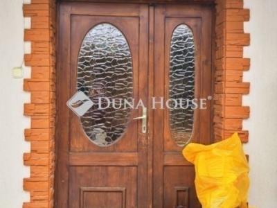 Eladó családi ház Csomád