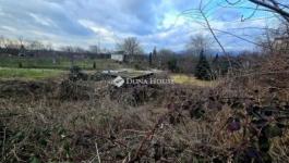 Eladó lakóövezeti telek Keszü