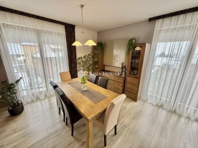 Eladó családi ház Pécs