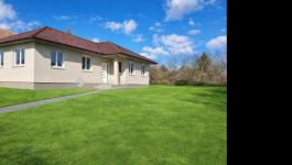 Eladó családi ház Káva