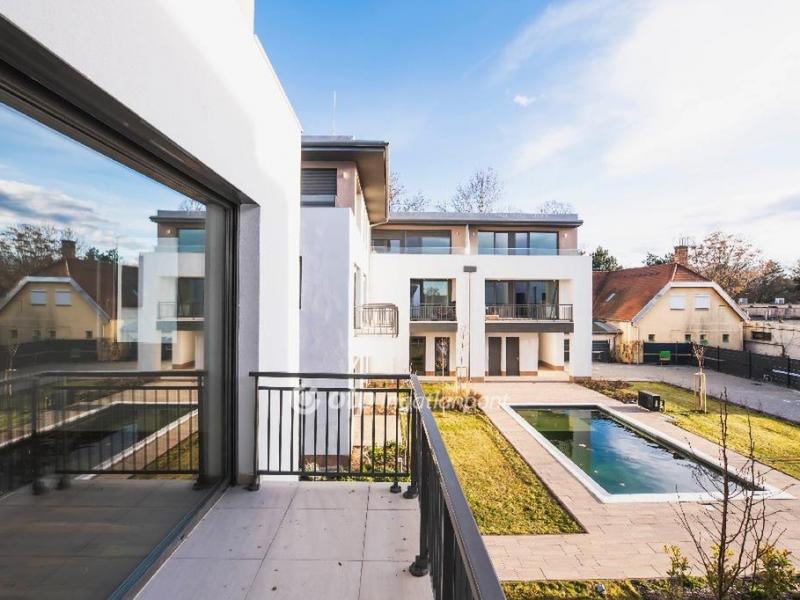 Eladó lakás Gárdony