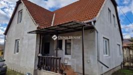 Eladó családi ház Monor