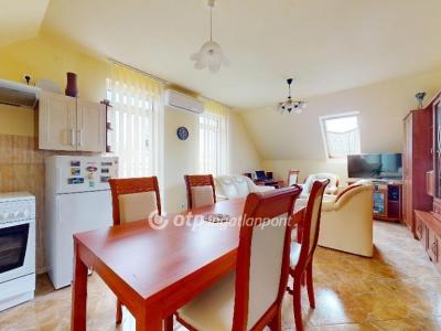 Eladó lakás Hajdúnánás
