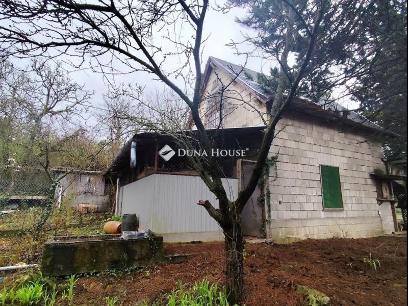 Eladó családi ház Biatorbágy