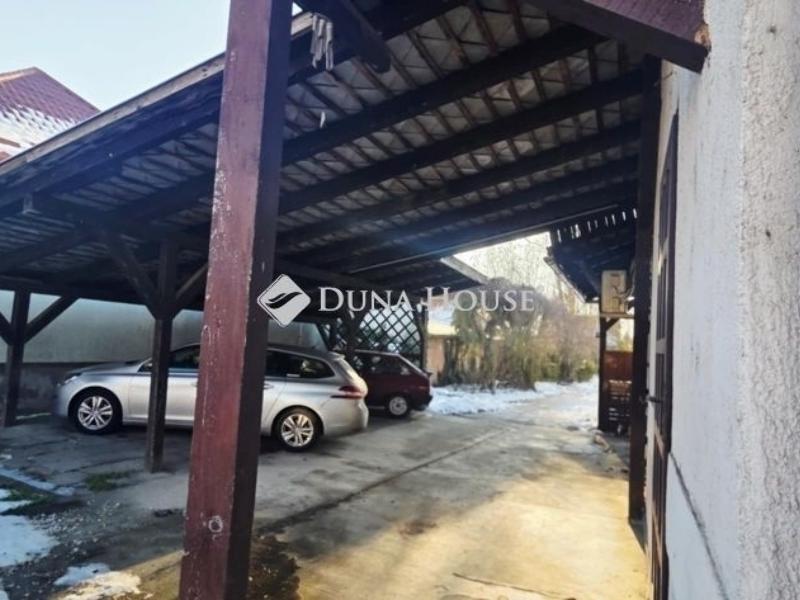 Eladó családi ház Szabadbattyán