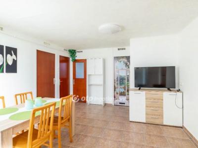 Eladó családi ház Sümeg