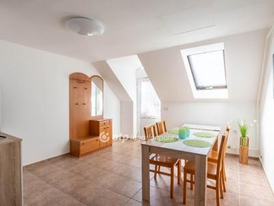 Eladó családi ház Sümeg