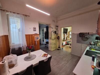 Eladó családi ház Budapest