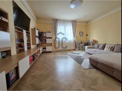 Eladó családi ház Budapest