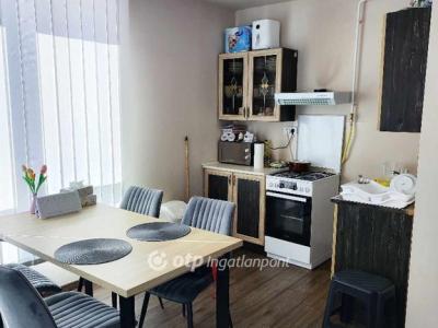 Eladó lakás Tiszavasvári