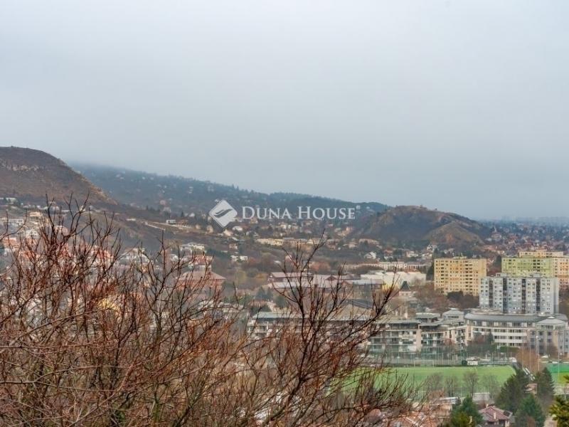 Eladó családi ház Budaörs