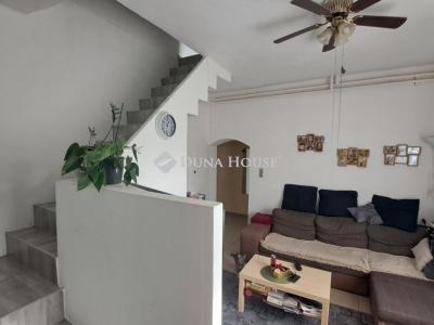 Eladó házrész Vecsés