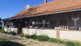 Eladó családi ház Ócsa