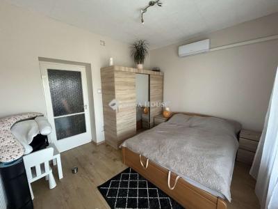 Eladó családi ház Monor