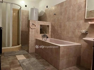 Eladó lakás Nyíregyháza