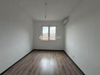 Eladó családi ház Pomáz