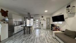 Eladó családi ház Mogyoród