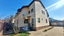 Eladó családi ház Fót