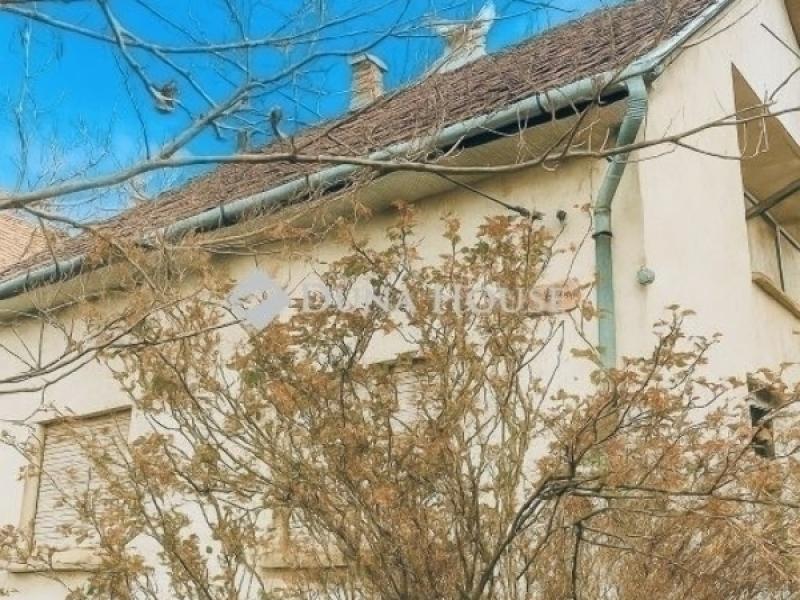 Eladó családi ház Taksony