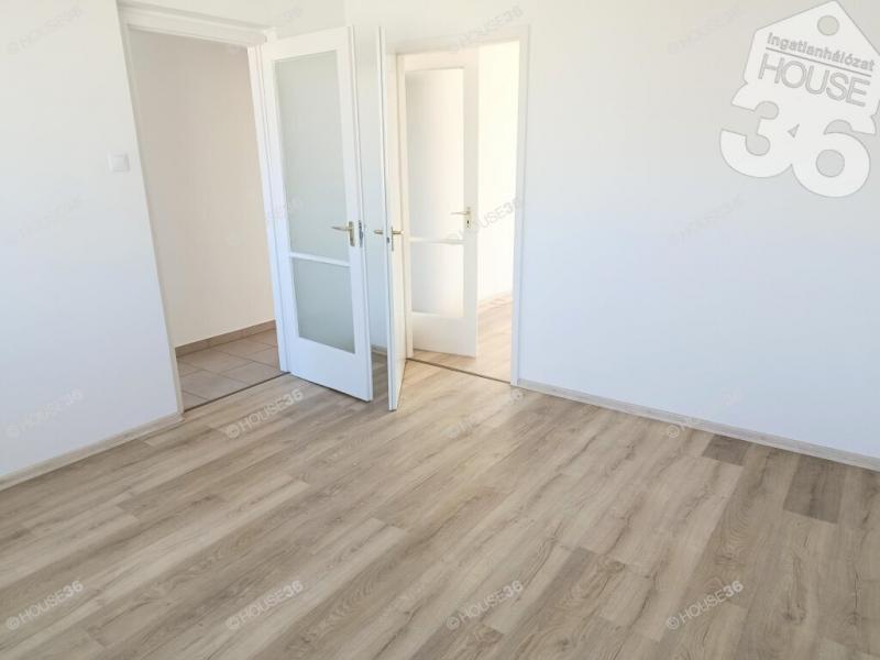 Eladó lakás Kecskemét