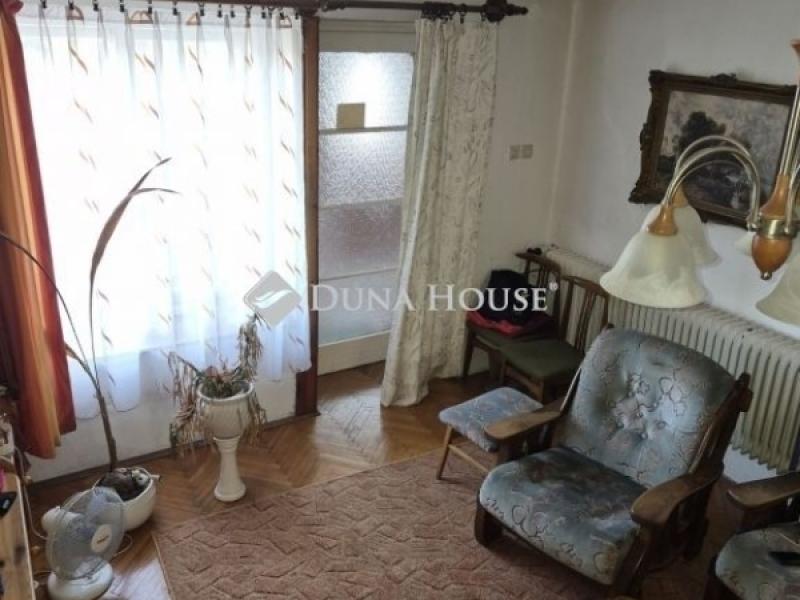 Eladó családi ház Pécs