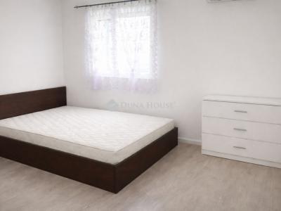 Eladó családi ház Albertirsa