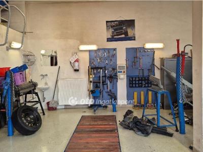 Eladó családi ház Budapest