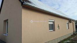 Eladó családi ház Szentlőrinc