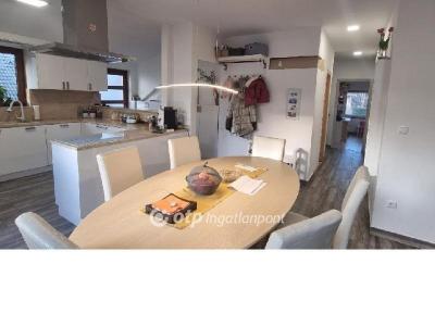 Eladó ikerház Üröm