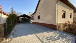 Eladó családi ház Budapest