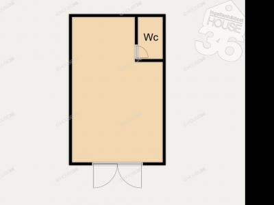 Eladó utcai bejáratú üzlethelység Kecskemét