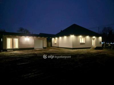Eladó családi ház Nagykálló