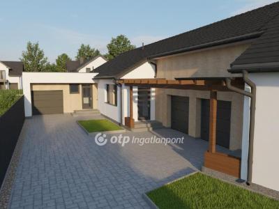Eladó családi ház Békéscsaba