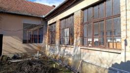 Eladó családi ház Szeged