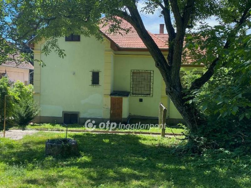 Eladó nyaraló Fonyód