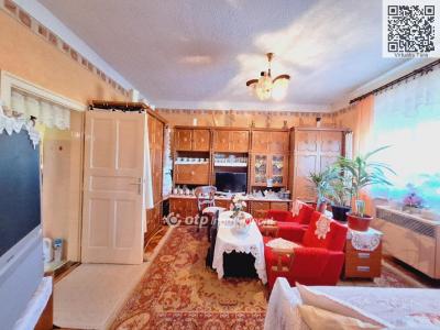 Eladó családi ház Felcsút