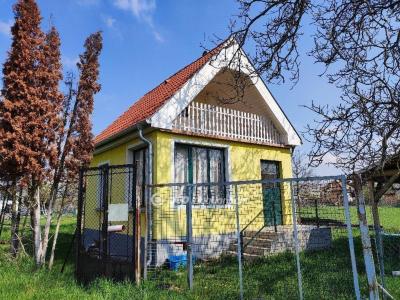 Eladó nyaraló Győr