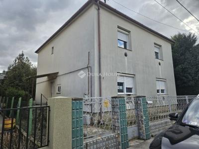 Eladó családi ház Pécs