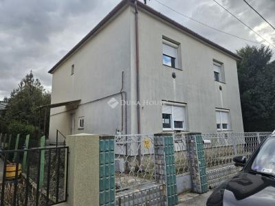 Eladó családi ház Pécs