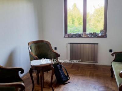 Eladó családi ház Budapest