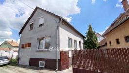 Eladó családi ház Jászberény