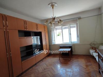 Eladó családi ház Jászberény