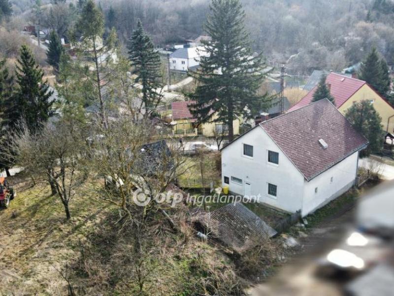 Eladó családi ház Bakonybél